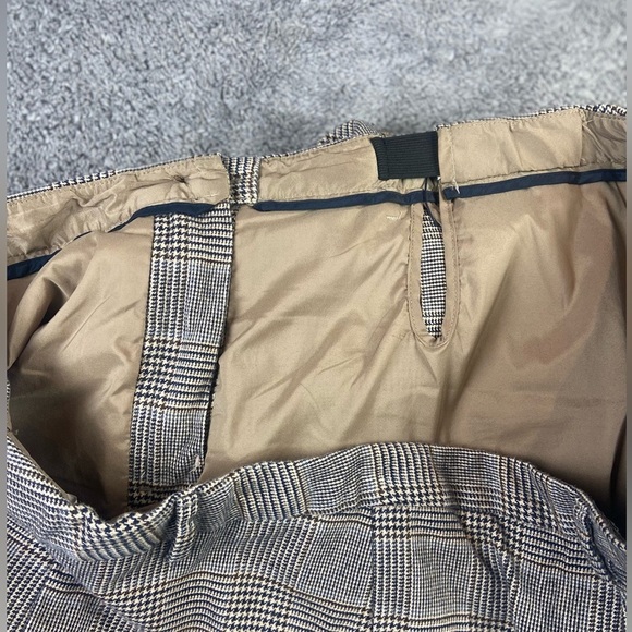 LL Bean Straight Leg Classic Fit plaid houndstooth pants - Picture 4 of 11